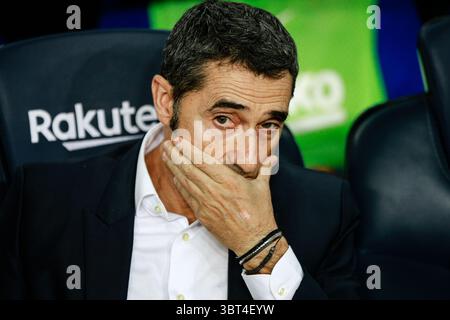 24 septembre 2019, Barcelone, BARCELONE, Espagne : Ernesto Valverde de l'Espagne du FC Barcelone lors du match de la Liga entre le FC Barcelone et Vilareal au stade Camp Nou à Barcelone le 24 septembre 2019, Espagne. (Crédit image : © AFP7 via ZUMA Wire) Banque D'Images