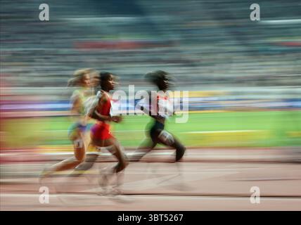 27 septembre 2019 : Winfred Mutile Yaviof Bahrain Hyvin Kiyeng du Kenya lors du 17e match des Championnats du monde d'athlétisme de l'IAAF entre et le 1er jour au stade Khalifa à Doha, Qatar. Ulrik Pedersen/CSM.(image de crédit : &copy ; Ulrik Pedersen/CSM via ZUMA Wire) Banque D'Images