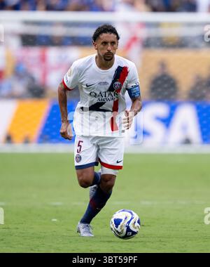 East Rutherford, États-Unis. 13 juillet 2025. Football : Coupe du monde des clubs, Chelsea FC - Paris Saint-Germain, finale, finale au MetLife Stadium. Marquinhos de Paris joue le ballon. Crédit : Sven Hoppe/dpa/Alamy Live News Banque D'Images