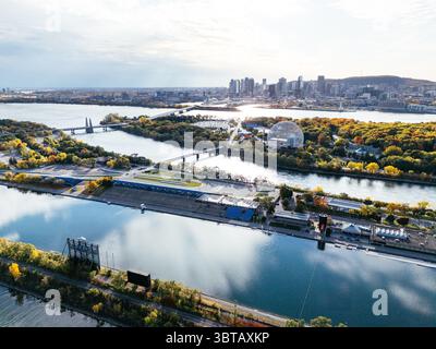 Vue aérienne de dessus du circuit de formule 1 Gilles Villeneuve à Montréal. Québec, Canada Banque D'Images