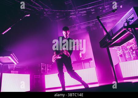 Le 1975 se produit en direct à Milan, Italie, 29 juin 2017 Banque D'Images