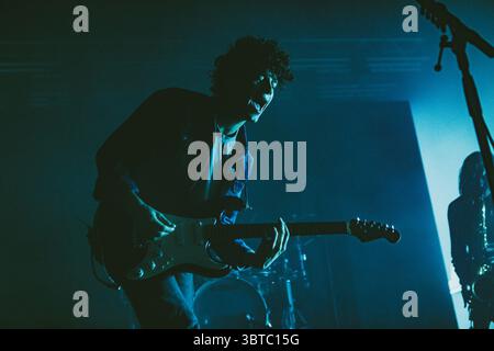 Le 1975 se produit en direct à Milan, Italie, 29 juin 2017 Banque D'Images
