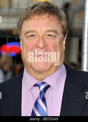 John Goodman à la première de trouble with the Curve au Village Theater, Westwood à Los Angeles, le 19 septembre 2012 Banque D'Images