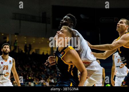 11 octobre 2019, Moscou, Russie : Jonas Jerebko, #11 de Khimki Moscow en action contre Kirolbet Baskonia lors du match d'ouverture de la saison 2019-2020 de Turkish Airlines Euroleague..Khimki Moscow a battu Kirolbet Baskonia Vitoria Gasteiz : 79-76 (crédit image : © Nicholas Muller/SOPA images via ZUMA Wire) Banque D'Images