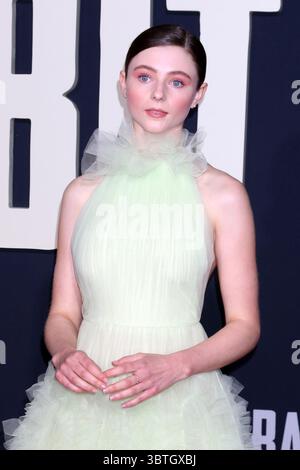 15 octobre 2019, Los Angeles, CA, États-Unis : LOS ANGELES - OCT 15 : Thomasin McKenzie à la première de ''Jojo Rabbit'' à l'American Legion Post 43 le 15 octobre 2019 à Los Angeles, CA (crédit image : © Kathy Hutchins via ZUMA Wire) Banque D'Images