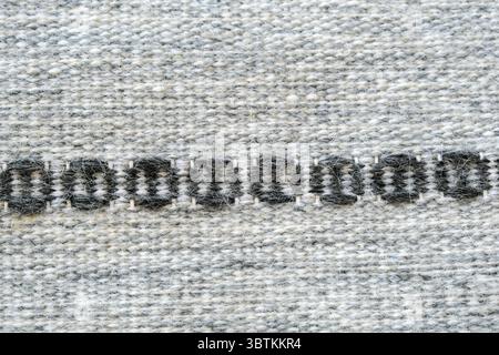 Arrière-plan de fragments colorés tôt lumineux de tapis de sol tricotés à la main artisanat folklorique ukrainien traditionnel Banque D'Images