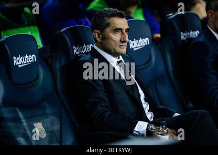 29 octobre 2019, Barcelone, BARCELONE, Espagne : Ernesto Valverde de l'Espagne du FC Barcelone lors du match de la Liga entre le FC Barcelone et le Real Valladolid au stade Camp Nou à Barcelone 29 octobre 2019, Espagne. (Crédit image : © AFP7 via ZUMA Wire) Banque D'Images