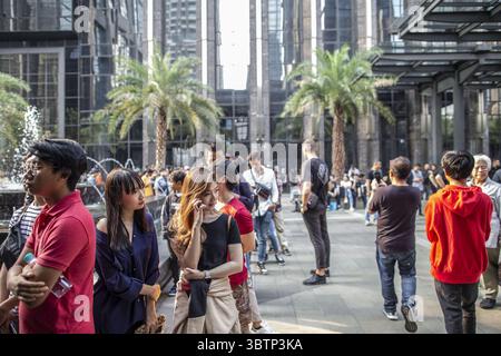 9 novembre 2019, Jakarta Sud, Jakarta, Indonésie : Jakarta, Indonésie, 09 novembre 2019 : L'Urban Sneaker Society 2019 présente l'événement lifestyle le plus prestigieux au cartel culturel de Singapour via Pop Up Booth lors de sa mise en œuvre dans le District 8, SCBD, Jakarta, 8-10 novembre. Les visiteurs découvriront une plus grande variété de culture de rue, comme l'art, les jouets, la mode et les tatouages. (Crédit image : © Donal Husni/ZUMA Wire) Banque D'Images