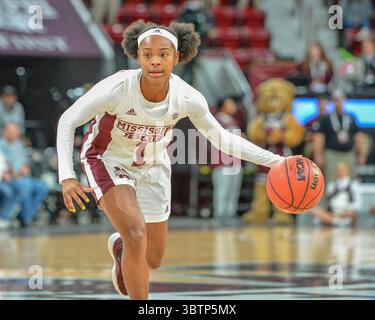 09 novembre 2019 : la garde de l'État du Mississippi, Myah Taylor (1), déplace la balle vers le bas du terrain pendant le match de basket féminin de la NCAA entre les Golden Eagles de l'Université du Mississippi du Sud et les Bulldogs de l'État du Mississippi au Humphrey Coliseum de Starkville, Mississippi. Kevin Langley/Sports South Media/CSM(image de crédit : &copy ; Kevin Langley/CSM via ZUMA Wire) Banque D'Images