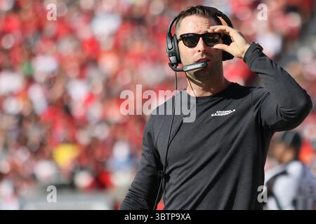 10 novembre 2019 : Kliff Kingsbury, entraîneur-chef des Arizona Cardinals, lors du match en NFL entre les Arizona Cardinals et les Tampa Bay Buccaneers, qui se tient au Raymond James Stadium de Tampa, en Floride. Andrew J. Kramer/Cal Sport Media(crédit image : &copy ; Andrew J. Kramer/CSM via ZUMA Wire) Banque D'Images