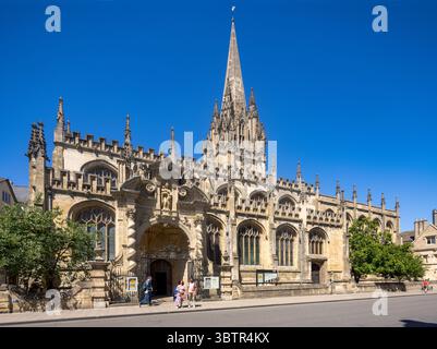 Extérieur, l'église universitaire de St Mary la Vierge (St Mary's ou SMV), Oxford, Angleterre Banque D'Images