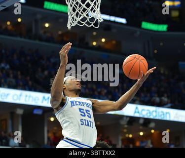 23 novembre 2019 : L'attaquant de Memphis, Precious Achiuwa (55), en action lors du match de basket-ball de la NCAA entre les Rebels d'Ole' Miss et les Tigers de Memphis au Forum FedEx à Memphis, Tennessee. Kevin Langley/Sports South Media/CSM(image de crédit : &copy ; Kevin Langley/CSM via ZUMA Wire) Banque D'Images