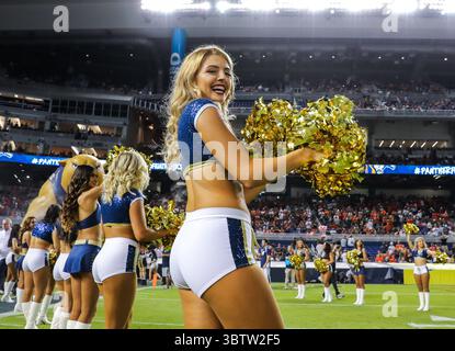 23 novembre 2019 : Fiu Panthers meneurs au début d'un match de football de la NCAA contre les Miami Hurricanes au Marlins Park à Miami, en Floride. FIU a gagné 30-24. Mario Houben/CSM(image de crédit : &copy ; Mario Houben/CSM via ZUMA Wire) Banque D'Images