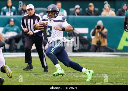 24 novembre 2019 : le quarterback Russell Wilson (3) des Seattle Seahawks en action lors du match de la NFL entre les Seattle Seahawks et les Philadelphia Eagles au Lincoln Financial Field à Philadelphie, en Pennsylvanie. Christopher Szagola/CSM(image de crédit : &copy ; Chris Szagola/CSM via ZUMA Wire) Banque D'Images