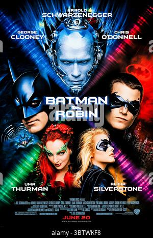 Batman & Robin (1997) réalisé par Joel Schumacher et mettant en vedette George Clooney, Arnold Schwarzenegger et Uma Thurman. Batman combat Mr. Freeze et Poison Ivy alors que Gotham fait face à une menace subzéro. Photographie d'une affiche américaine originale de 1997 À USAGE ÉDITORIAL EXCLUSIF. Crédit : BFA / Warner Bros Banque D'Images