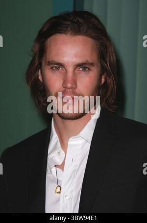 1 février 2008 - North Hollywood, CA, États-Unis - 31 janvier 2008 - North Hollywood, Californie - Taylor Kitsch. Academy of Television Arts & Sciences présente une soirée avec ''Friday Night Lights'' au Leonard Goldenson Theater. Crédit photo : Charles Harris/AdMedia (crédit image : © Glenn Weiner/ZUMA Wire) Banque D'Images