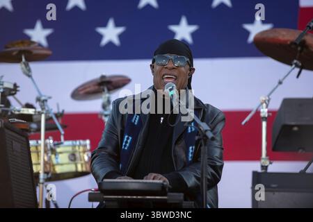 Le légendaire musicien de Detroit STEVIE WONDER se produit lors d'un événement de mobilisation électorale à belle Isle sur Sat., Oct. 31, 2020 à Detroit, Mich. Banque D'Images