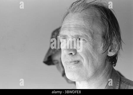 Aktuell 32 - 4 - 1972 : été cinématographique dans le sud de la Norvège C'est l'été du cinéma et de la littérature norvégiens dans le sud de la Norvège. Norsk film A/S et Team-film battent leur plein avec deux productions. Norsk film s'est concentré sur 'Omgivelser' de Kjell Askildsen, Team-film traite avec Sigbjørn Hølmebakk et 'Jentespranget'. Peter Lindgren pendant le tournage du film Omgivelser. Photo : ODD Ween / Aktuell / NTB ***LA PHOTO N'EST PAS TRAITÉE*** *le texte est traduit automatiquement* Banque D'Images