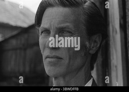 Aktuell 32 - 4 - 1972 : été cinématographique dans le sud de la Norvège C'est l'été du cinéma et de la littérature norvégiens dans le sud de la Norvège. Norsk film A/S et Team-film battent leur plein avec deux productions. Norsk film s'est concentré sur 'Omgivelser' de Kjell Askildsen, Team-film traite avec Sigbjørn Hølmebakk et 'Jentespranget'. Roy Bjørnstad a un rôle dans Jentespranget. Photo : ODD Ween / Aktuell / NTB ***LA PHOTO N'EST PAS TRAITÉE*** *le texte est traduit automatiquement* Banque D'Images