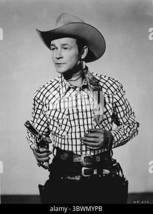 Roy Rogers en costume de cow-boy (image crédit : © Movie Star News via ZUMA Press Wire Service) Banque D'Images