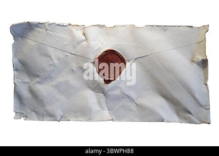 Ancienne enveloppe endommagée avec sceau de cire rouge pour l'invitation de l'assistant sur fond blanc avec chemin de détourage Banque D'Images