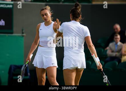 3 juillet 2021 : Sara Sorribes Tormo et Paula Badosa d'Espagne jouant en double au tournoi de tennis du Grand Chelem des Championnats de Wimbledon 2021 (crédit image : © Rob Prange/AFP7 via ZUMA Wire) Banque D'Images