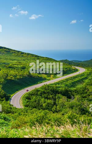 Shiretoko Crossing Road, Hokkaido, Japon Banque D'Images