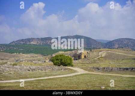 Amphithéâtre romain en ruines Hiérapolis, à Pamukkale, Turquie. UNESCO World Banque D'Images