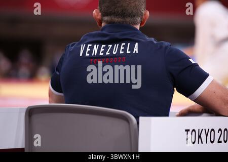 27 juillet 2021, Chiyoda, Tokyo, Japon : entraîneur du Venezuela lors de la compétition de judo féminin -63kg au Nippon Budokan le 27 juillet 2021 à Tokyo, Japon (crédit image : © Mickael Chavet via ZUMA Press Wire) Banque D'Images