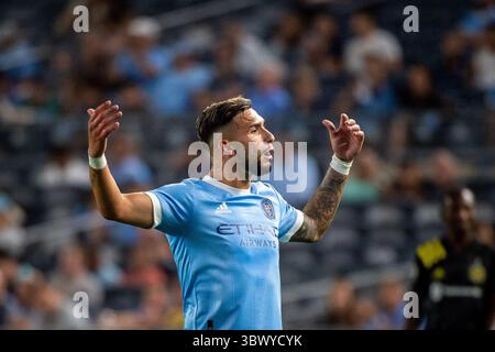 31 juillet 2021, Bronx, NY, États-Unis : le milieu de terrain de New York VALENTIN CASTELLANOS #11 célèbre son but lors d'un match de saison régulière au Yankee Stadium dans le Bronx, New York. Le New York City FC bat Columbus Crew 4-0. (Crédit image : © Mark Smith/ZUMA Press Wire) Banque D'Images