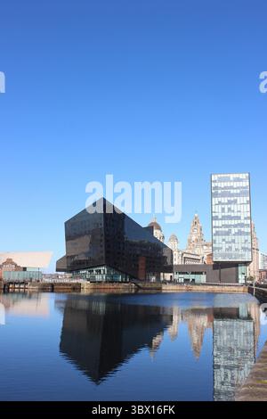 Canning Dock - Open Eye Gallery & RIBA Offices, Liverpool Waterfront, Royaume-Uni Banque D'Images
