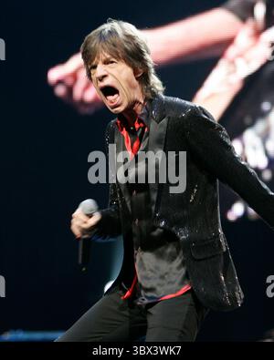 SUNRISE, FLORIDE - 12 MARS : Mick Jagger des Rolling Stones se produit en concert au Bank Atlantic Center le 12 mars 2006 à Miami, Floride... People : Mick Jagger. (Crédit image : © SMG via ZUMA Press Wire) Banque D'Images