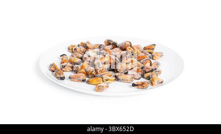 Moules congelées isolées sur fond blanc. Photo de haute qualité Banque D'Images
