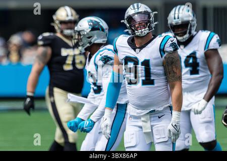 19 septembre 2021 : Morgan Fox (91 ans) célèbre son sac au deuxième quart-temps contre les Saints de la Nouvelle-Orléans lors du match NFL au Bank of America Stadium de Charlotte, Caroline du Nord. (Scott Kinser/Cal Sport Media)(image de crédit : &copy ; Scott Kinser/CSM via ZUMA Wire) Banque D'Images