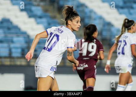 29 septembre 2021, MADRID, MADRID, ESPAGNE : Esther Gonzalez Rodriguez du Real Madrid regarde pendant la ligue féminine espagnole, Primera Iberdrola, match de football joué entre le Real Madrid et la Real Sociedad au stade Alfredo di Stefano le 29 septembre 2021 à Madrid, Espagne. (Crédit image : © Irina R. Hipolito/AFP7 via ZUMA Press Wire) Banque D'Images