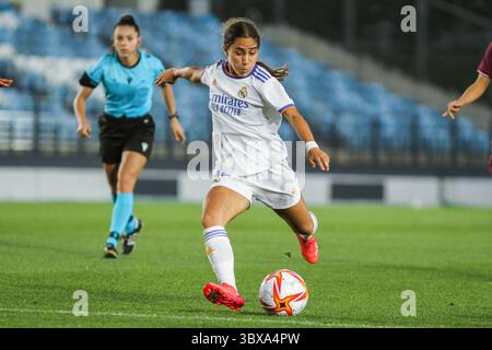 29 septembre 2021, MADRID, MADRID, ESPAGNE : Lorena Navarro du Real Madrid en action lors de la ligue féminine espagnole, Primera Iberdrola, match de football joué entre le Real Madrid et la Real Sociedad au stade Alfredo di Stefano le 29 septembre 2021 à Madrid, Espagne. (Crédit image : © Irina R. Hipolito/AFP7 via ZUMA Press Wire) Banque D'Images