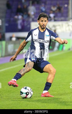 Vienne, Autriche. 18 juillet 2025. VIENNE, AUTRICHE - 18 JUILLET : Kevin Sesser du Hertha BSC Berlin a le ballon lors du match amical de pré-saison entre le FK Austria Wien et le Hertha BSC Berlin au Generali Arena le 18 juillet 2025 à Vienne, Autriche.250718 SEPA 29 031 - 20250718 PD9449 crédit : APA-PictureDesk/Alamy Live News Banque D'Images