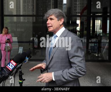 2 août 2021 : L'ancien gouverneur de l'Illinois Rod Blagojevich tient une conférence de presse devant le palais de justice américain de Dirksen le 2 août 2021, à Chicago. (Crédit image : © Terrence Antonio James/TNS via ZUMA Press Wire) Banque D'Images