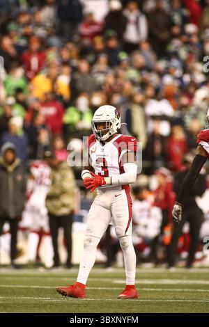 21 novembre 2021 : sécurité des Cardinals de l'Arizona Budda Baker (3) lors d'un match entre les Cardinals de l'Arizona et les Seahawks de Seattle au Lumen Field à Seattle, WA. Les Cardinals ont gagné 23-13. Sean Brown/CSM(image de crédit : &copy ; Sean Brown/CSM via ZUMA Wire) Banque D'Images