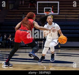 Novembre 27 2021 Berkeley CA, États-Unis lors du match de basket féminin de la NCAA entre Ole Miss Rebels et les Golden Bears de Californie. OLE Miss a gagné 64-45 au Hass Pavilion Berkeley Calif. Thurman James / CSM(image de crédit : &copy ; Thurman James/CSM via ZUMA Wire) Banque D'Images