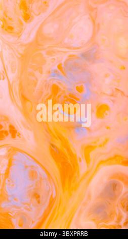 Tourbillon abstrait éclatant en pêche orange avec flou brillant Banque D'Images