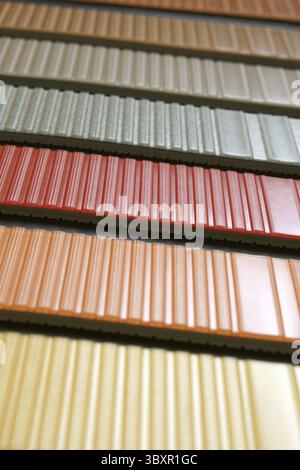 Les échantillons de collection linoléum multicolore Banque D'Images