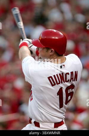 Mars 29, 2000 - formé Louis Cardinals Chris Duncan frappe un home run contre les mets de New York au Busch Stadium à nouveau Louis, Missouri, le lundi 30 juin 2008. Les Cardinals ont gagné 7-1. (Zia Nizami/Belleville News-Democrat/MCT) (image crédit : © Zia Nizami/St Louis Post-Dispatch via ZUMA Press Wire) Banque D'Images