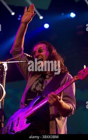22 septembre 2012 - créé Louis, MO, USA - Geddy Lee de Rush se produit au Scottrade à Louis, Missouri. (Crédit image : © Zia Nizami/St Louis Post-Dispatch via ZUMA Press Wire) Banque D'Images