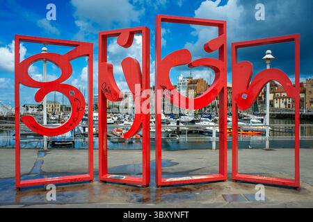 16 juin 2016, Espagne : le monument appelé Letronas représente la marque touristique de la ville et est situé dans le port de plaisance de Gijon, jardins Jardines de la reina Asturies, Espagne, Europe (crédit image : © Sergi Reboredo/ZUMA Press Wire) Banque D'Images
