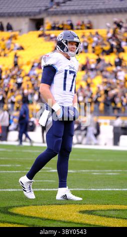 19 décembre 2021 : Ryan Tannehill #17 lors du match Pittsburgh Steelers vs Tennessee Titans au Heinz Field à Pittsburgh, PA. Jason Pohuski/CSM(image de crédit : &copy ; Jason Pohuski/CSM via ZUMA Wire) Banque D'Images