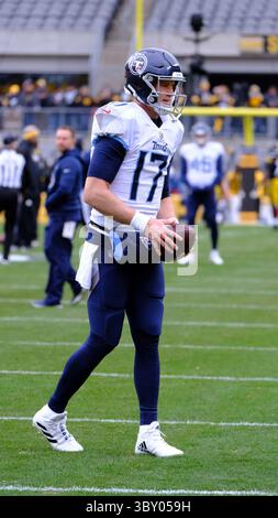 19 décembre 2021 : Ryan Tannehill #17 lors du match Pittsburgh Steelers vs Tennessee Titans au Heinz Field à Pittsburgh, PA. Jason Pohuski/CSM(image de crédit : &copy ; Jason Pohuski/CSM via ZUMA Wire) Banque D'Images