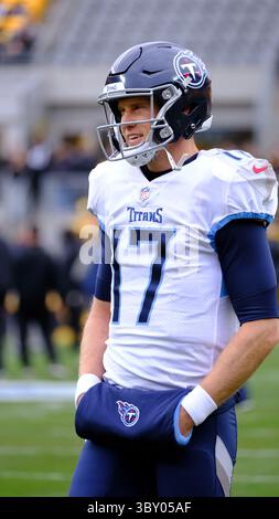 19 décembre 2021 : Ryan Tannehill #17 lors du match Pittsburgh Steelers vs Tennessee Titans au Heinz Field à Pittsburgh, PA. Jason Pohuski/CSM(image de crédit : &copy ; Jason Pohuski/CSM via ZUMA Wire) Banque D'Images