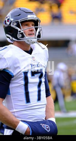 19 décembre 2021 : Ryan Tannehill #17 lors du match Pittsburgh Steelers vs Tennessee Titans au Heinz Field à Pittsburgh, PA. Jason Pohuski/CSM(image de crédit : &copy ; Jason Pohuski/CSM via ZUMA Wire) Banque D'Images