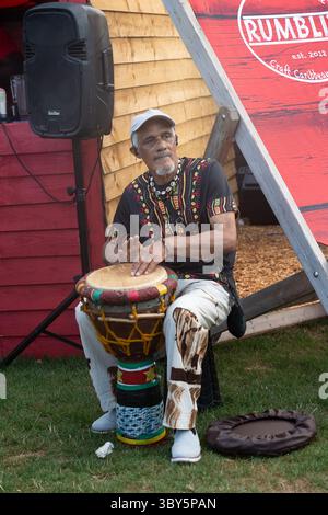 Windsor, Berkshire, Royaume-Uni. 14 juillet 2025. Interprète lors de la soirée Rum and Reggae du lundi soir au Royal Windsor Racecourse à Windsor, Berkshire. Crédit : Maureen McLean/Alamy Banque D'Images